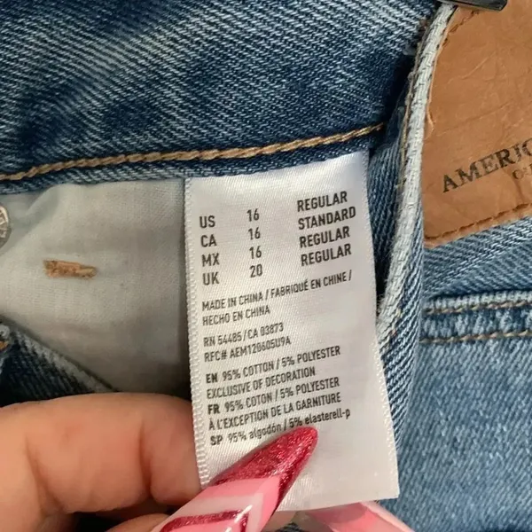 American Eagle Distressed Mom Straight Jeans Blue Size 16 - Image 5