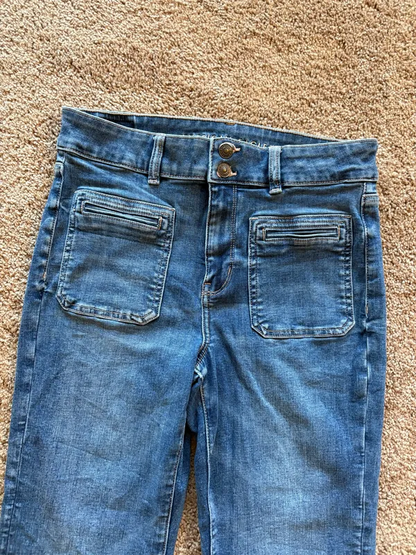 American Eagle Jeans - Image 2