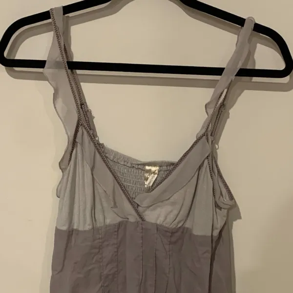 Cute n Flirty Ruffled Strap Tank Gray Size L - Image 3