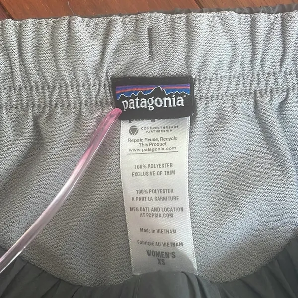 Patagonia Gray Pink Running Shorts Athletic Sporty Athleisure Loungewear Preppy - Image 3