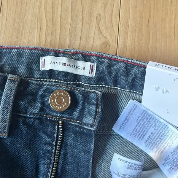 Tommy Hilfiger Bootcut Jean - Image 3
