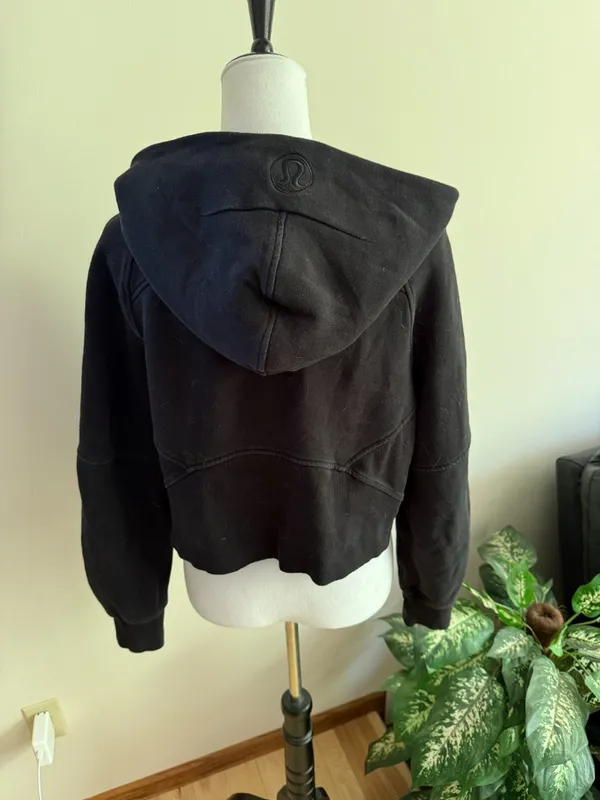 Lululemon Black Hoodie Scuba  - Image 3