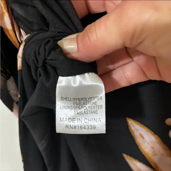 Petal & Pup ARABELLE MAXI OFF SHOULDER DRESS - BLACK PEACH Size XL - Image 6