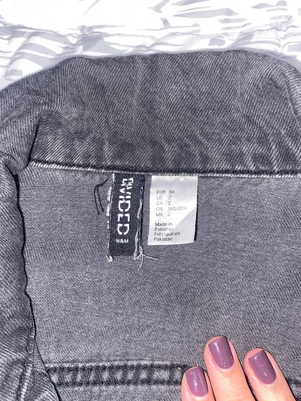 H&M Black Denim Jacket - Image 2