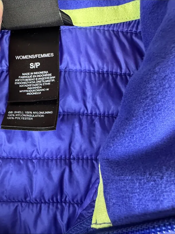 The North Face Women's Quilted Vest in purple with Lime Accents Size: small - Image 5