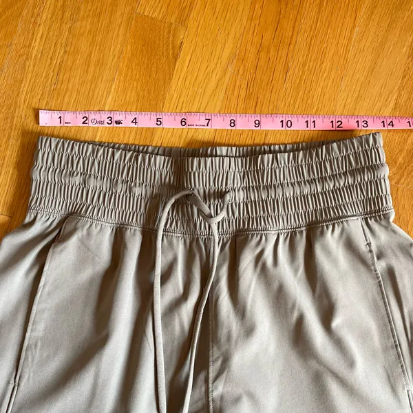 YPB Your Personal Best MotionTEK Jogger Pants Women’s Small Short Taupe Stretch - Image 6