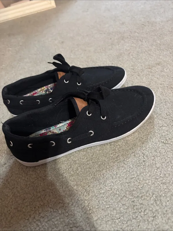 Black Canvas Lace-Up Sneakers with Floral Insole - Image 2