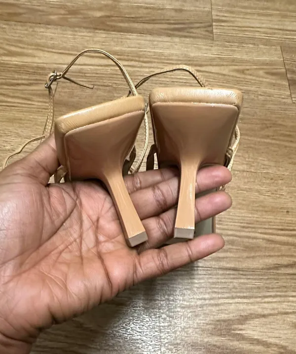 tan sandals - Image 6