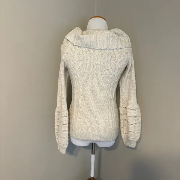 Anthropologie Sleeping on Snow Cowl Bell Sleeve Cream Cable Knit‎ Sweater Small - Image 3