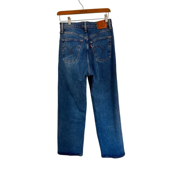 LEVI'S Ribcage Straight Jeans in Medium Blue Wash Size 29 W/27 L - Image 2
