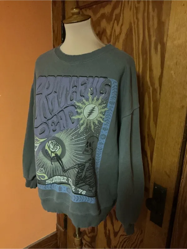 American Eagle Grateful Dead Summer Tour 76 Distressed Sweatshirt XS - Image 9