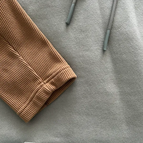 NWT Pullover Hoodie || Size Medium - Image 9