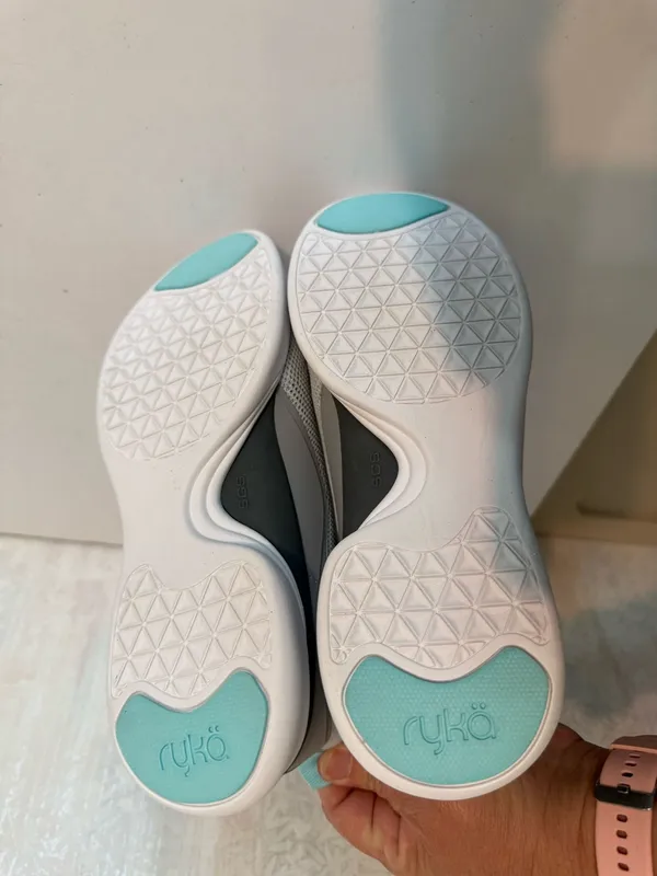 Ryka Tula Myla Lightweight Athletic Sneakers. Lt Gray with Teal Accents - Image 5