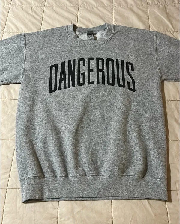 Morgan Wallen Gildan Sweatshirt - Image 4