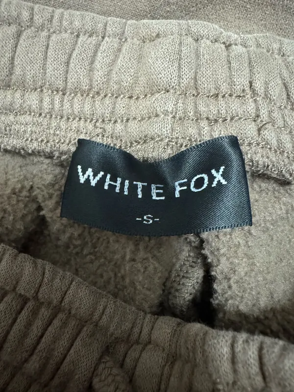 White Fox Set - Image 6