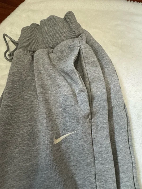 Nike womenGray Sweat Joggers - Image 12