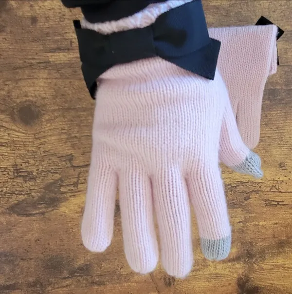 Kate Spade Bow Knit Gloves In Pink - Image 7