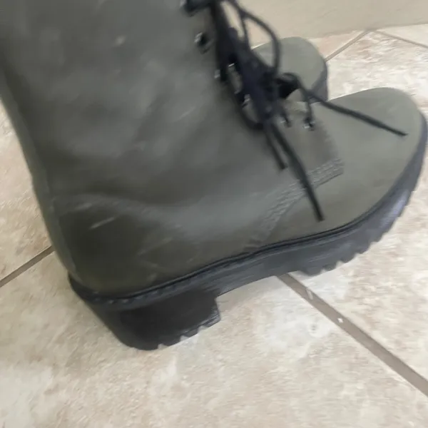 Dr Martens Shriver Hi Olive Green Leather Platform Block Heel Boots Womens 8 - Image 3