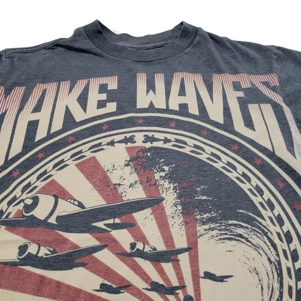 Billabong Shirt Size Small Billabong Graphic Tee "Make Waves Not War" Tiny Hole - Image 3