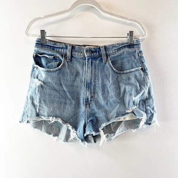 Abercrombie & Fitch Curve Love Raw Hem High Rise Denim Mom Shorts Blue 30 / 10 - Image 3