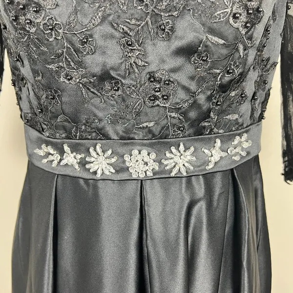 Formal Gown‎ Dress 10 Black Floral Applique Beaded A-Line Evening Whimsigoth - Image 7