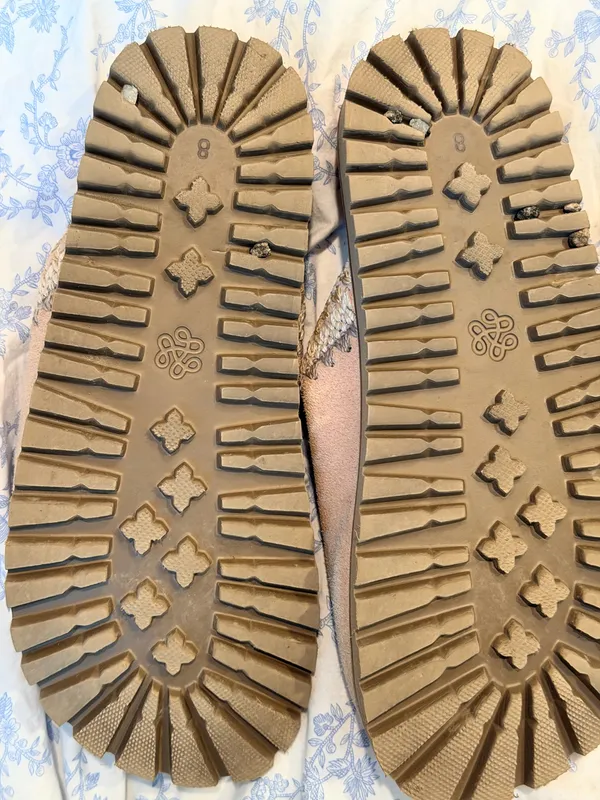 The Sak Leather Slipons - Image 3