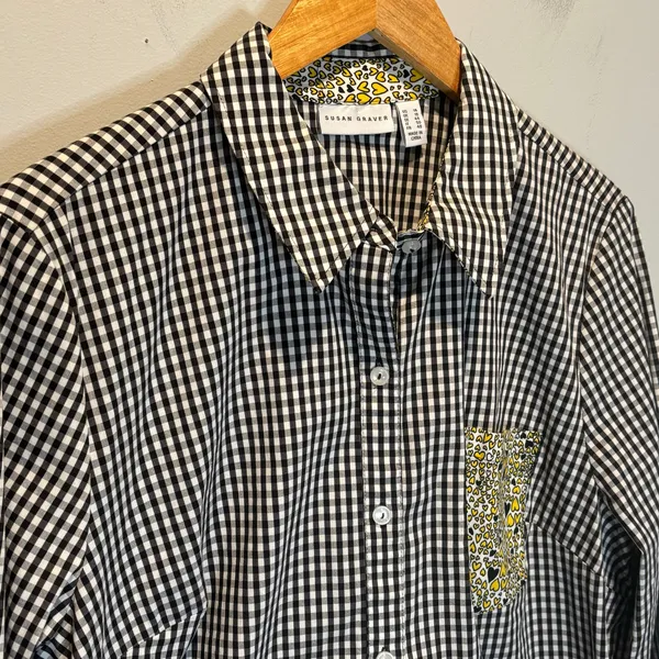 Susan Graver Gingham Plaid & Heart Print Button Down Shirt - size 14 - Image 4