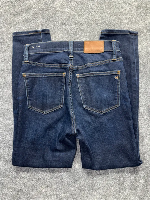 Madewell 9” High-Rise Skinny Jeans in Dark Indigo Wash - Image 5