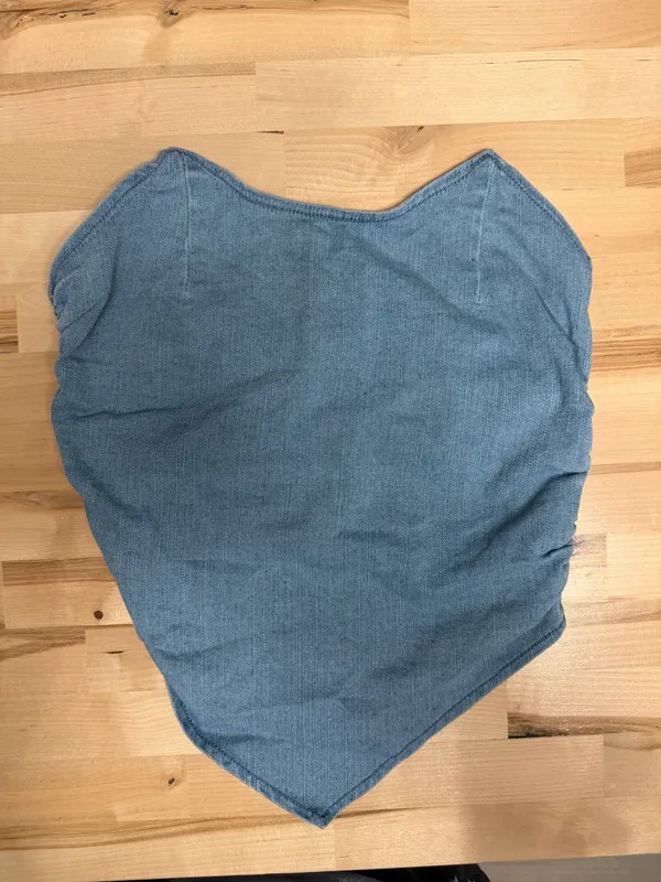 SHEIN Light Blue Denim Strapless Top - Image 3