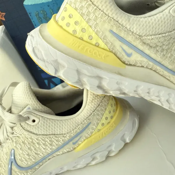 Nike React Infinity Run Flyknit 3. Shoes - Image 8