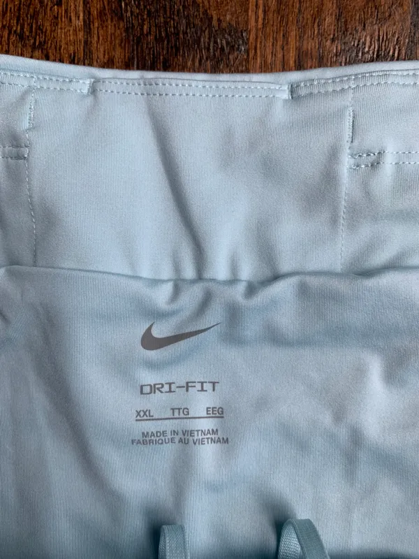 Nike NWT Bliss High Waisted 3” lined Shorts Ocean Bliss XXL - Image 6