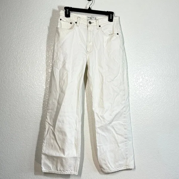 4 white wide-leg jeans by Abercrombie & Fitch "the loose high-rise" 26" inseam - Image 2