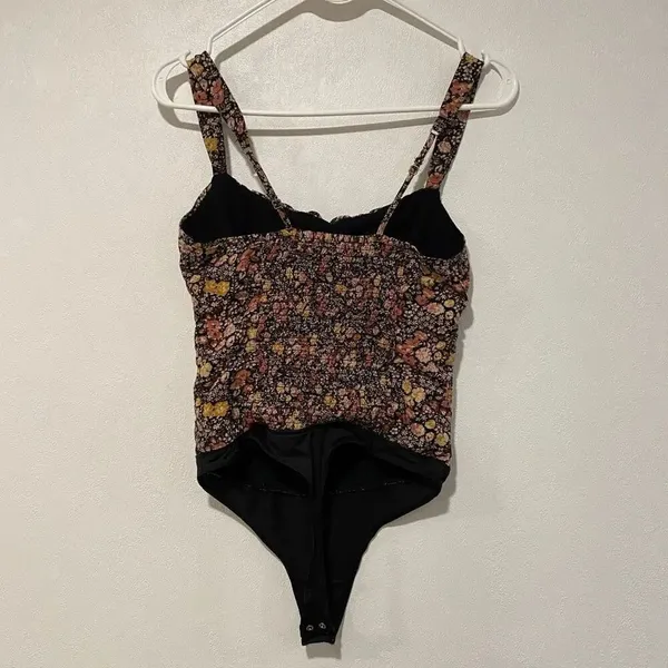 Abercrombie & Fitch Women’s Floral Smocked Bodysuit Size XS - Image 2