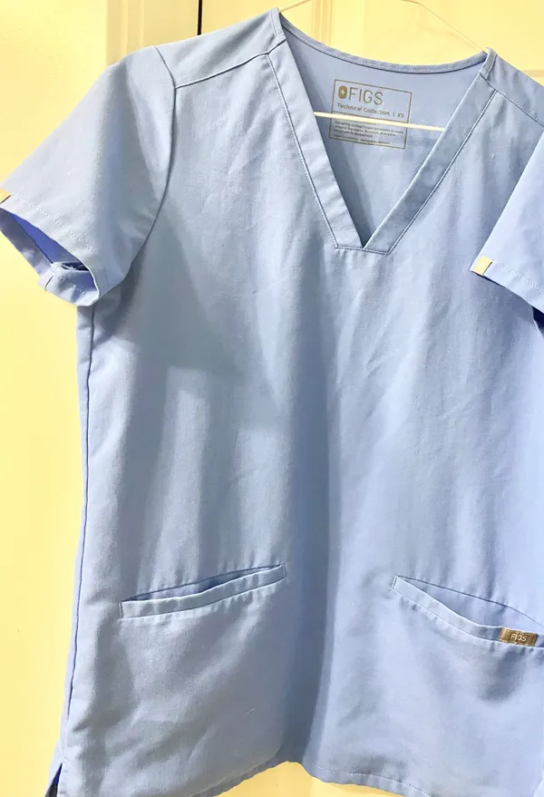 FIGS Scrub Top. XS - Image 2