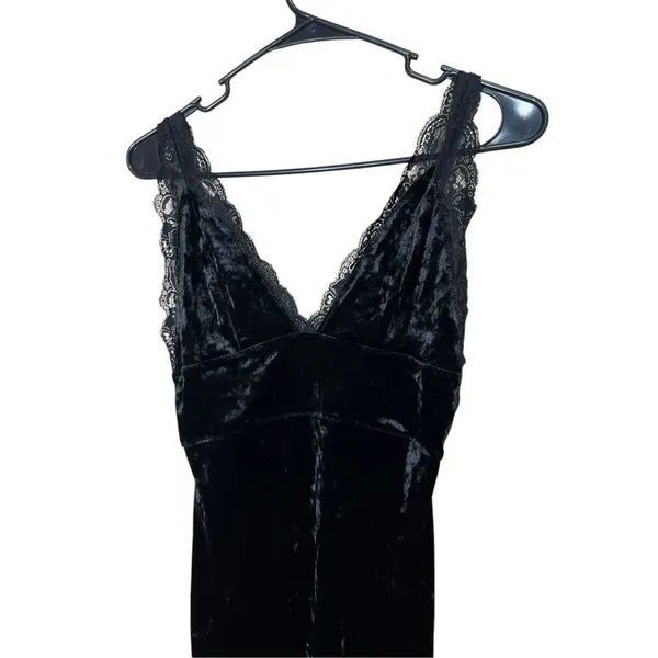 Free People Black Velvet Mini Dress Size XS‎ - Image 2