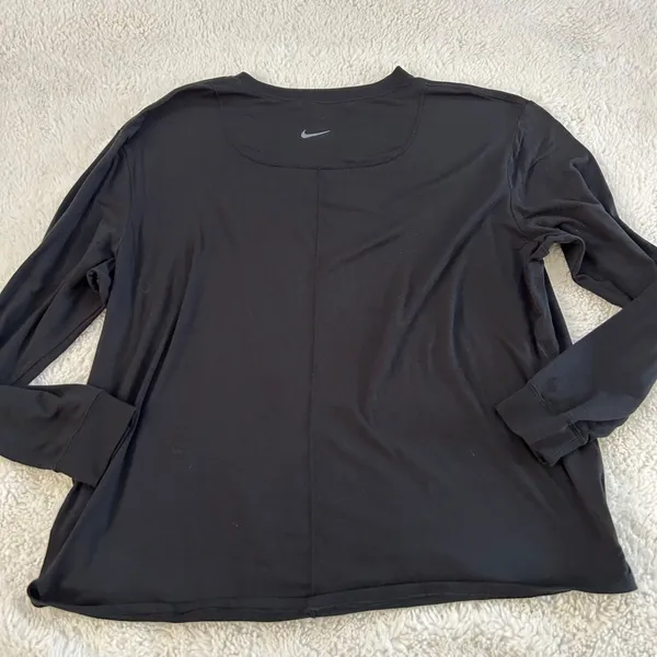 Nike Women’s Black Dri-Fit Long Sleeve Shirt L Yoga Athleisure Luxe Preppy Yoga - Image 3