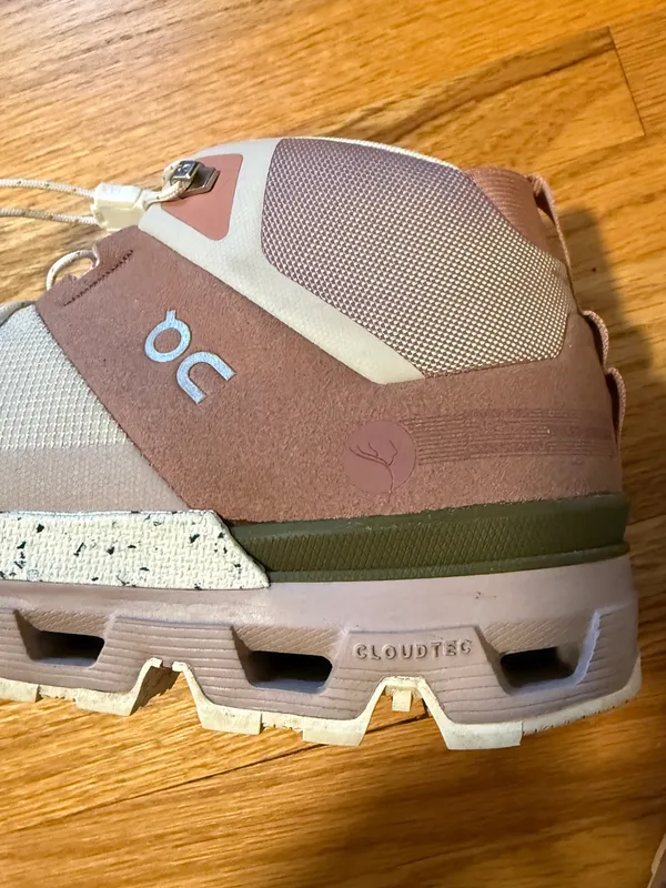 On Cloudtrax Rose/Ivory hiking sneakers - Image 14