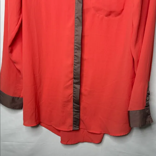 Free People sheer coral satin finish trim button down long sleeve shirt top sz L - Image 3