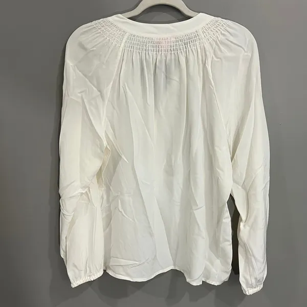 Lilly Pulitzer Blouse Women Large White Great Silk Smocked V-Neck Button Top - Image 5
