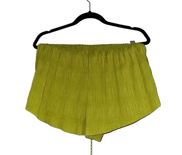 NWOT Free People Movement Shirr Enough Shorts In Guacamole color - Image 8