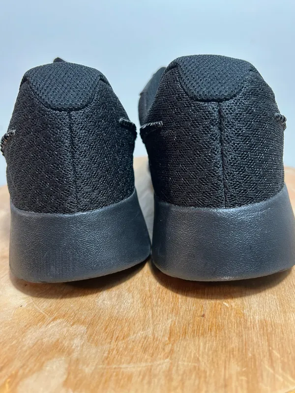 Women's shoes.Nike brand. Size 8.$40. - Image 3