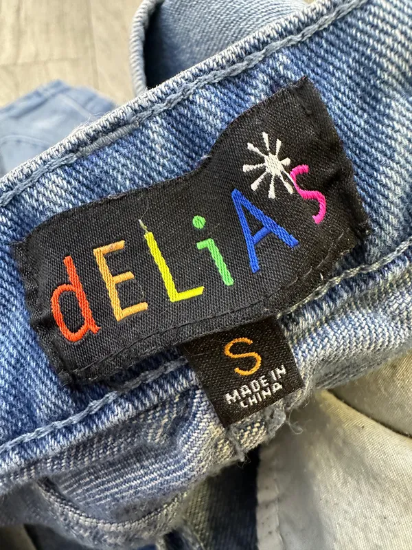 Delia*s Light Wash Jeans Small Relaxed Fit Y2K Denim - Image 11