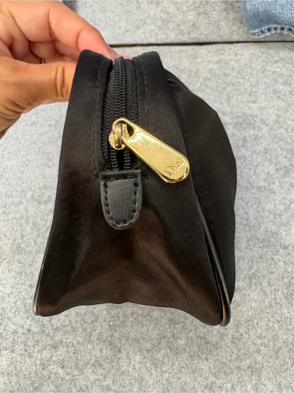 Christian Dior Parfums Black Bow Cosmetic Pouch - Image 4