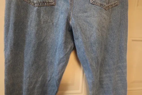American Eagle Outfitters mom jean raw hem jeans denim in blue size 14. - Image 13