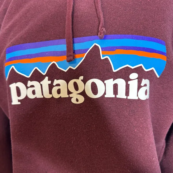 Patagonia P-6 Logo Uprisal Hoodie Women’s M Burgundy Pullover Sweatshirt - Image 4