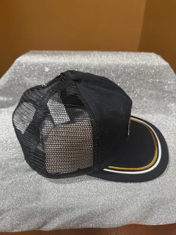 Vans Black trucker hat mesh adjustable NWT - Image 7