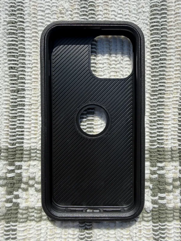 13 Pro Max protective case & clip Black - Image 4