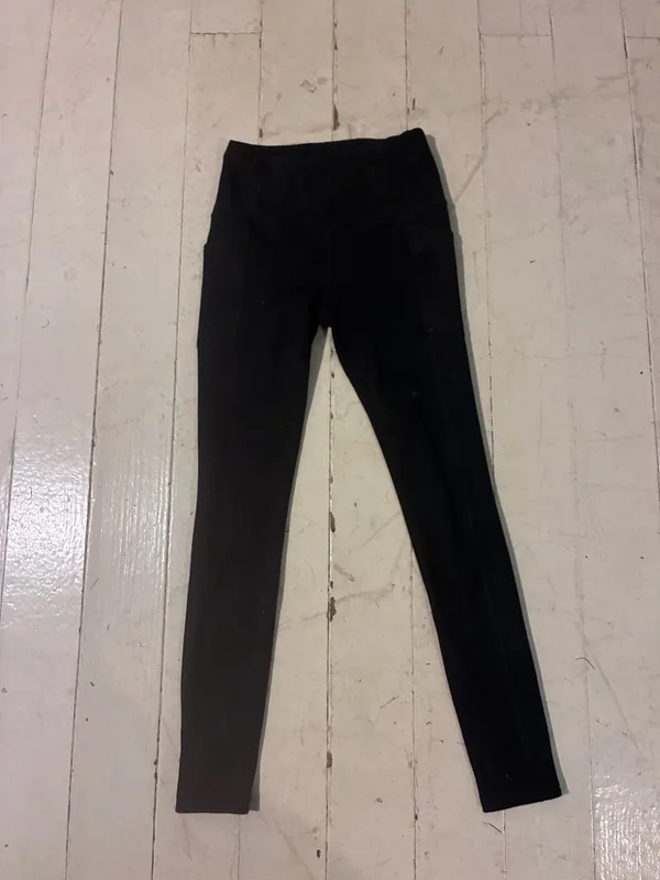 Black High-Waisted Ribbed Athletic Leggings - Image 2