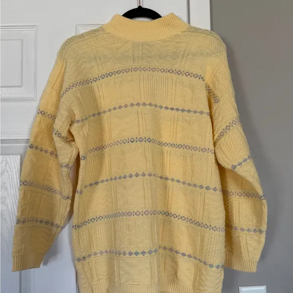 Basic Editions Yellow Turtleneck Mockneck Vintage Sweater Grandmacore - Image 2