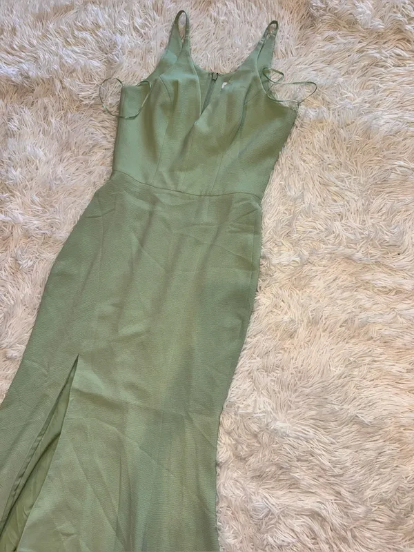 NWOT Dress the Population Iris Sage green Dress slit gown sz S - Image 5